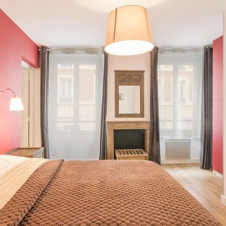 Les Toits De Paris Bed & Breakfast Dış mekan fotoğraf