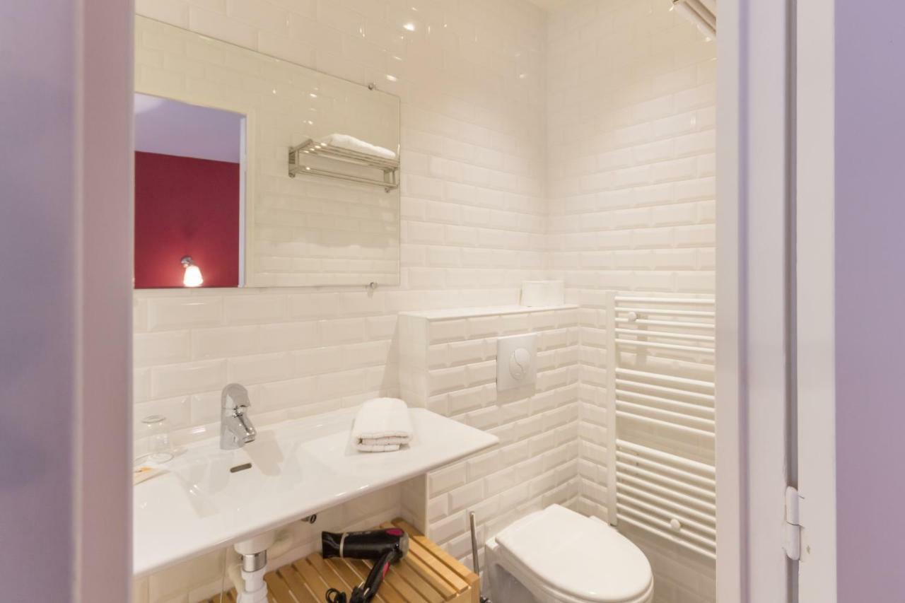 Les Toits De Paris Bed & Breakfast Dış mekan fotoğraf