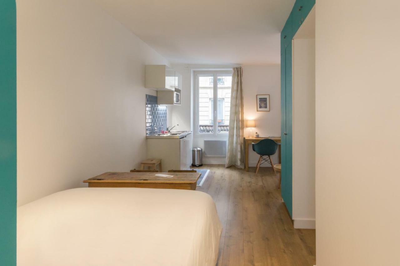 Les Toits De Paris Bed & Breakfast Dış mekan fotoğraf