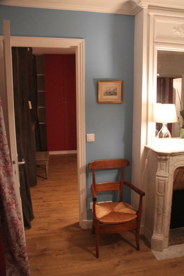 Les Toits De Paris Bed & Breakfast Dış mekan fotoğraf